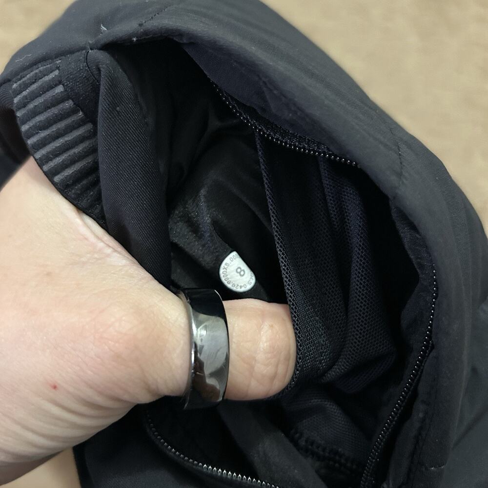 LULULEMON DOWN FOR IT ALL VEST sz 8 CLASSIC BLACK 700-Fill Goose Down Jacket - Picture 5 of 7